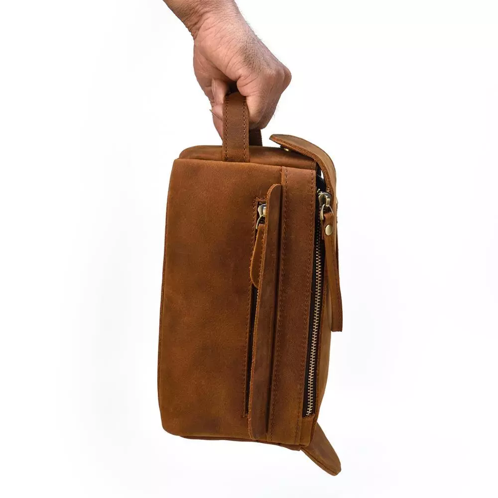 Leather Toilet Bag | KATMANDOU - Image 9