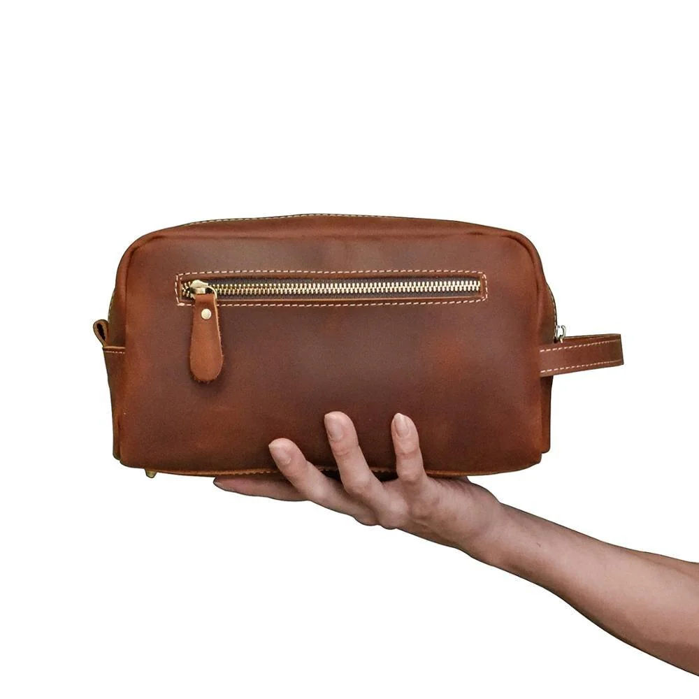Leather Toiletry Bag | PETRA - Image 11