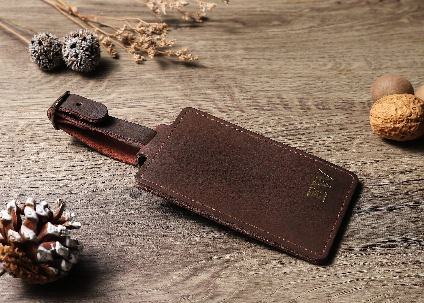 Customisable Leather Luggage Tag - Image 5