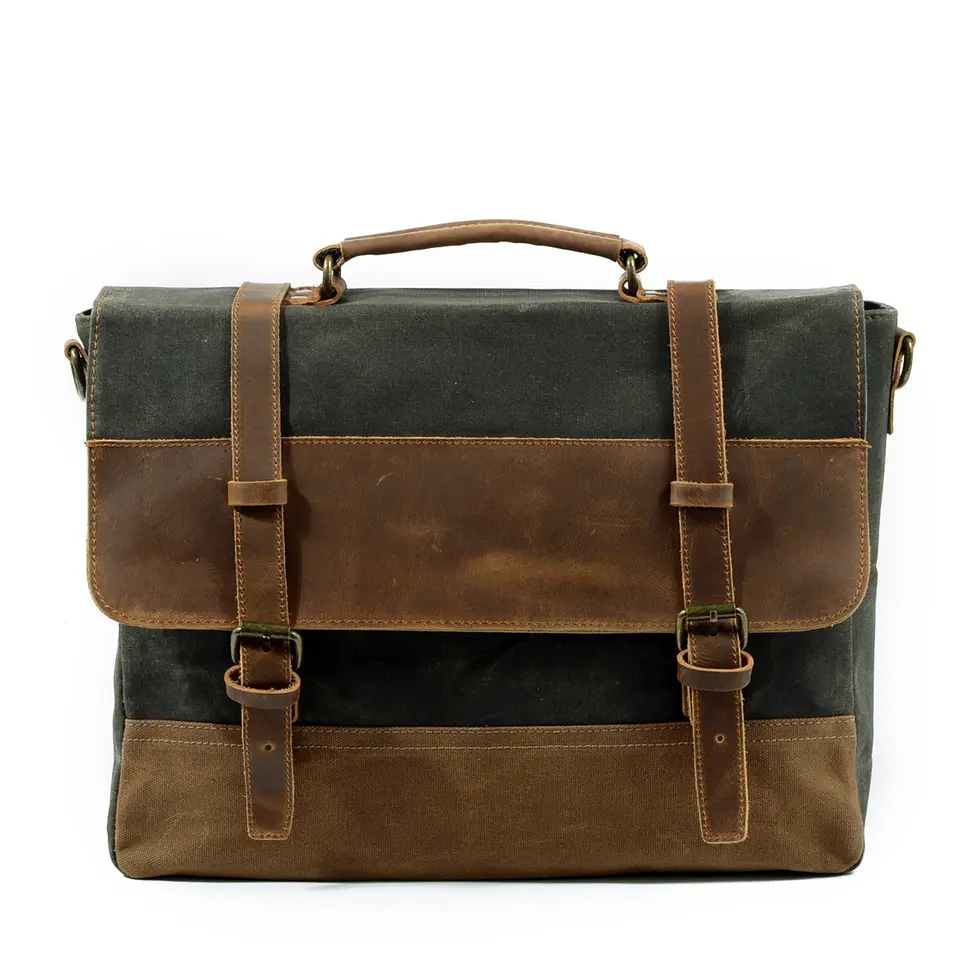 Waxed Canvas Messenger Bag | WINNIPEG - Image 5